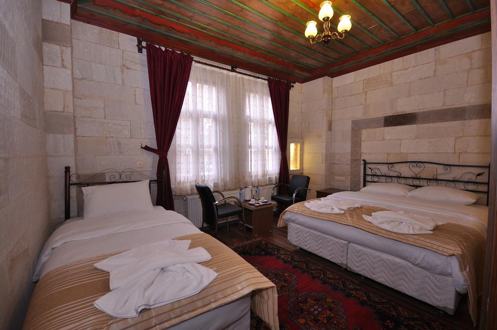 Cappadocia Stone Palace Goreme Bagian luar foto