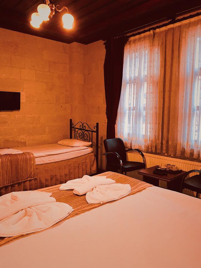 Cappadocia Stone Palace Goreme Bagian luar foto
