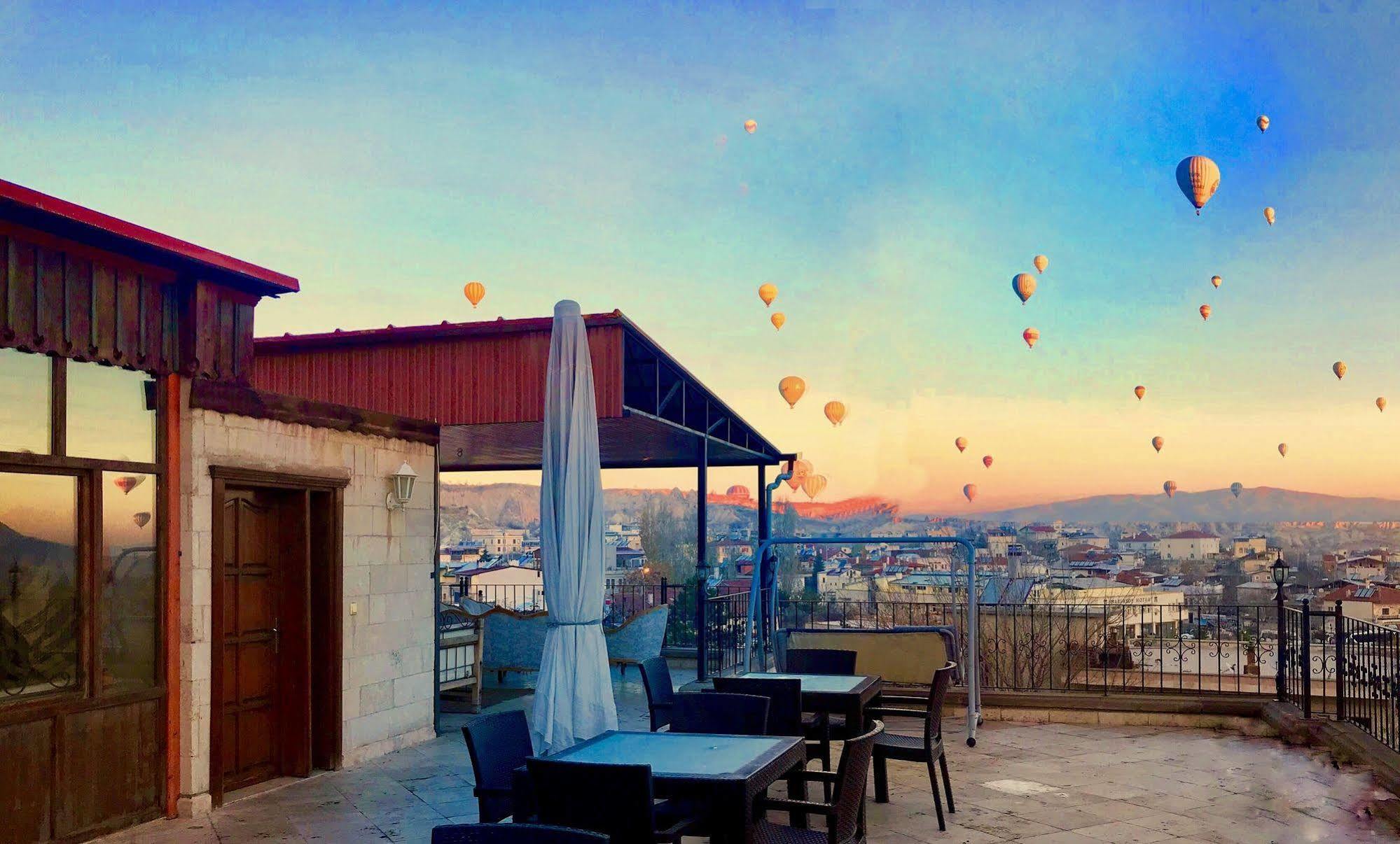 Cappadocia Stone Palace Goreme Bagian luar foto